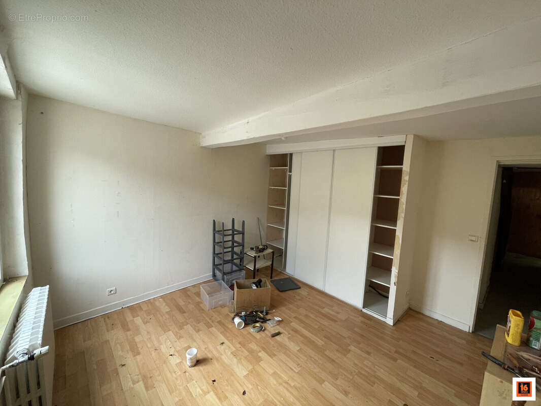 Appartement à THIERS