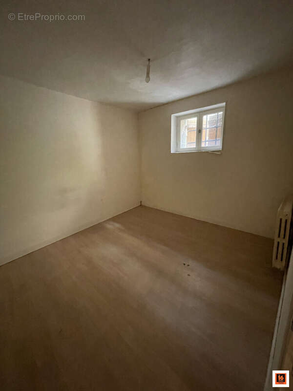 Appartement à THIERS