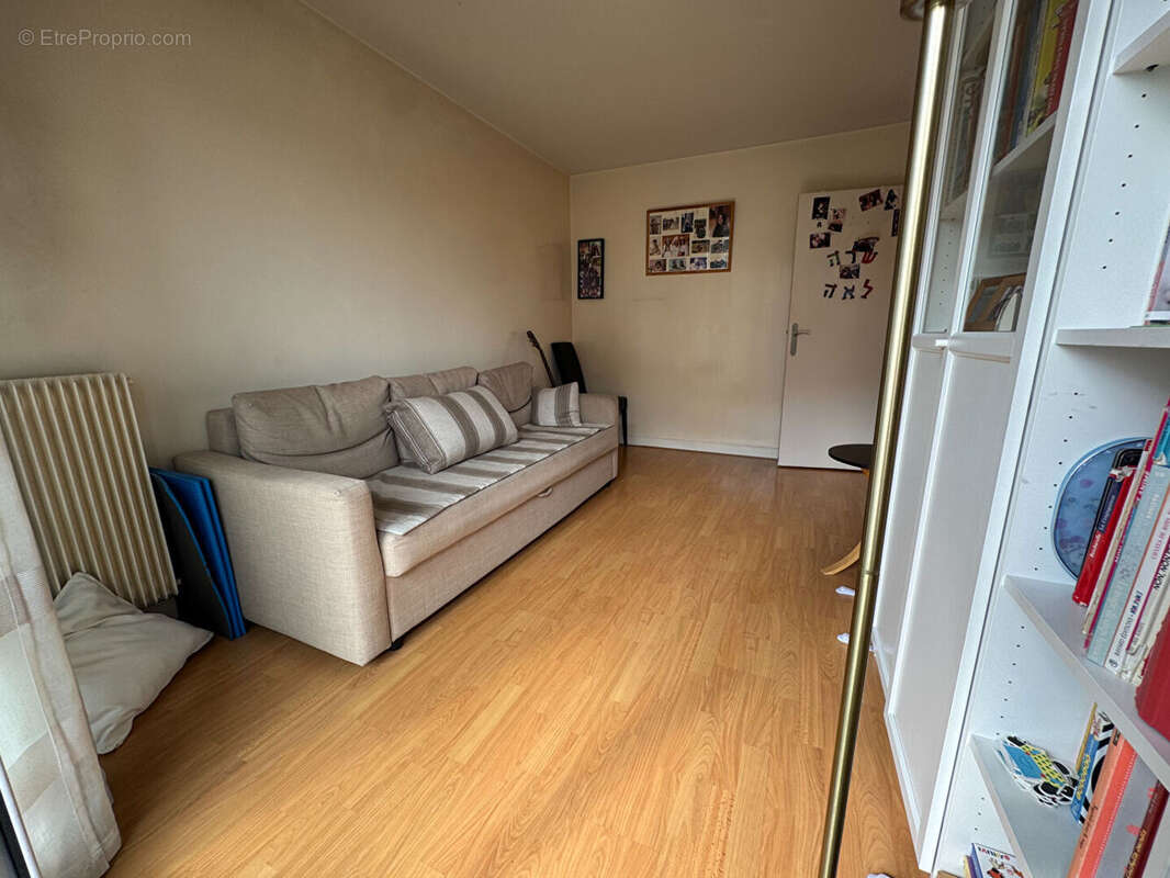 Appartement à PARIS-19E