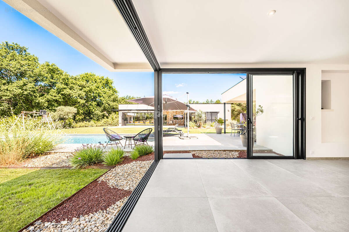 Maison à GREOUX-LES-BAINS