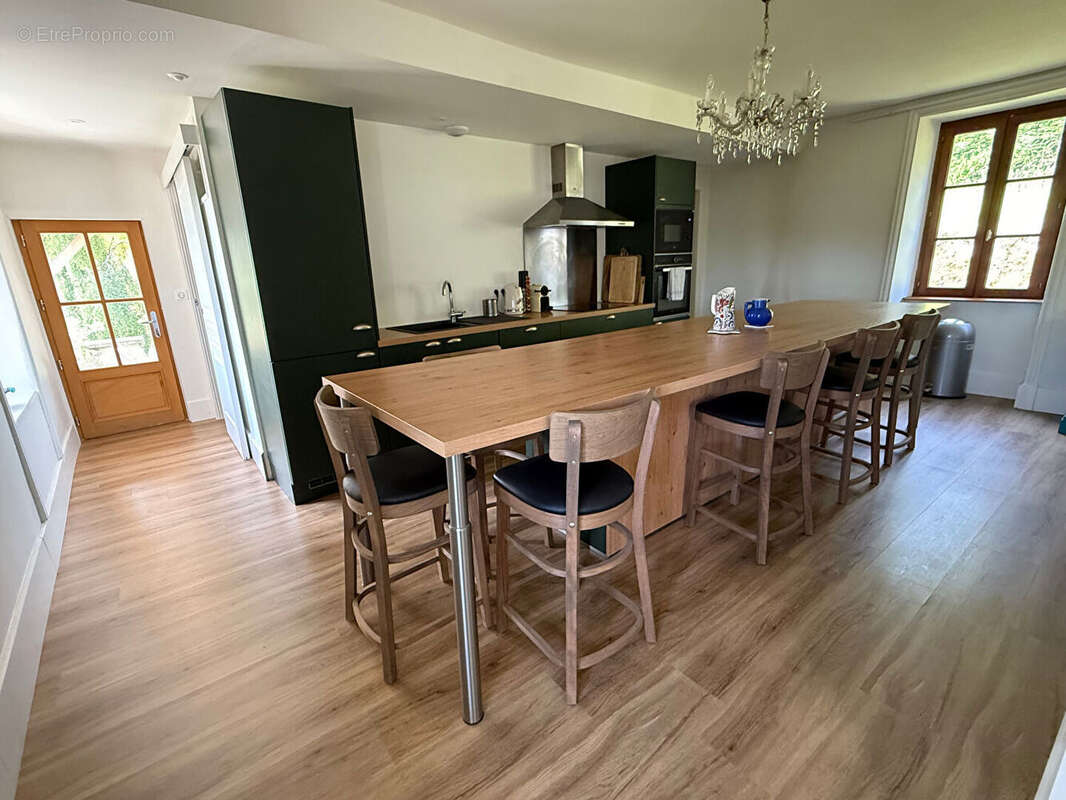 Maison à SAINT-NICOLAS-DES-BIEFS