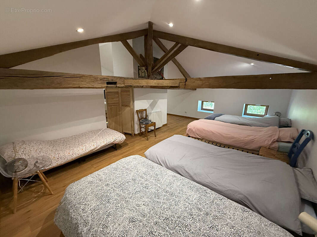 Maison à SAINT-NICOLAS-DES-BIEFS