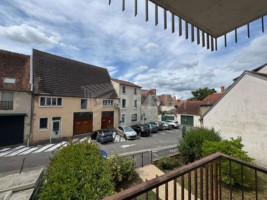 Appartement à COSNE-COURS-SUR-LOIRE