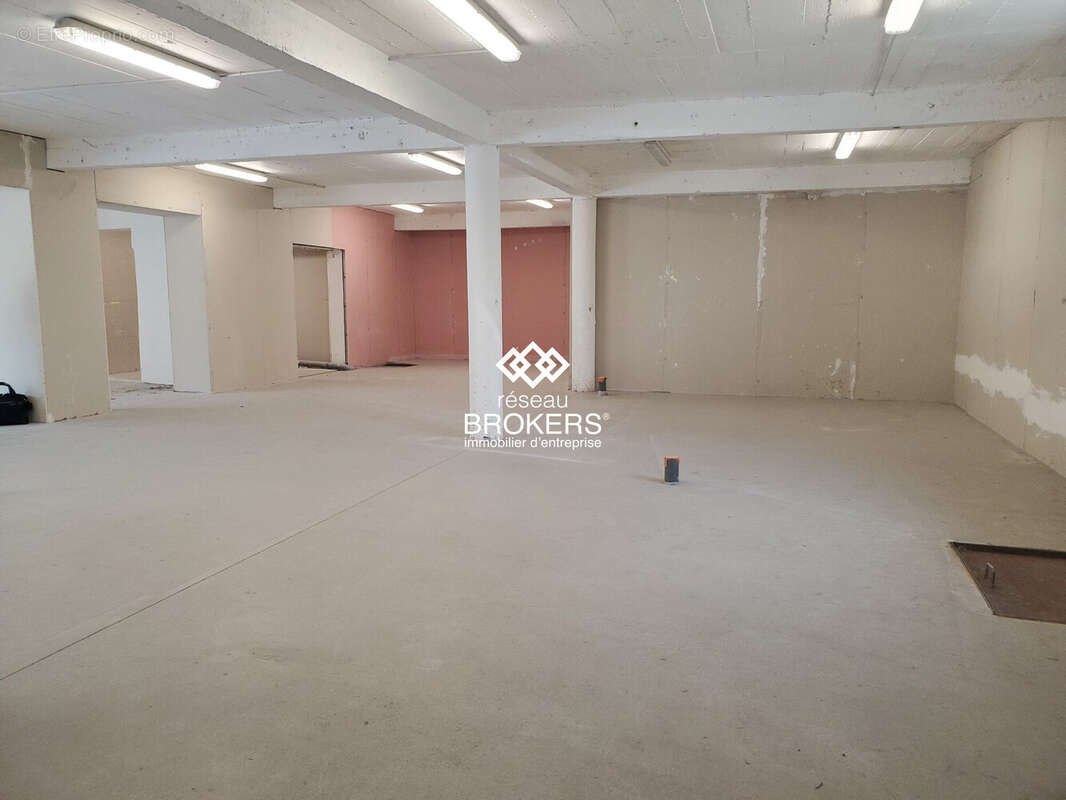 Commerce à SILLINGY