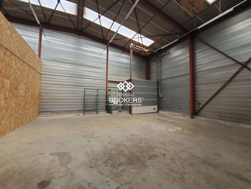 Commerce à ALBY-SUR-CHERAN