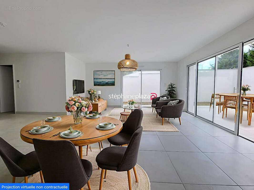 Maison à VAUX-SUR-MER