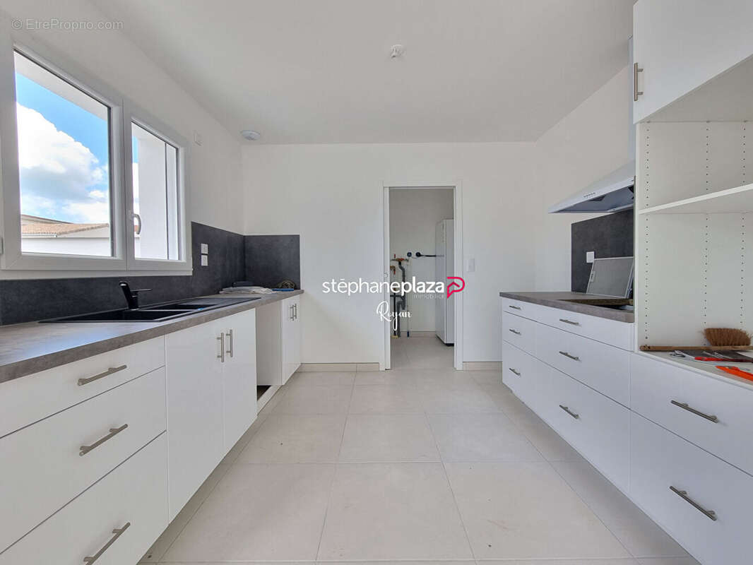 Maison à VAUX-SUR-MER