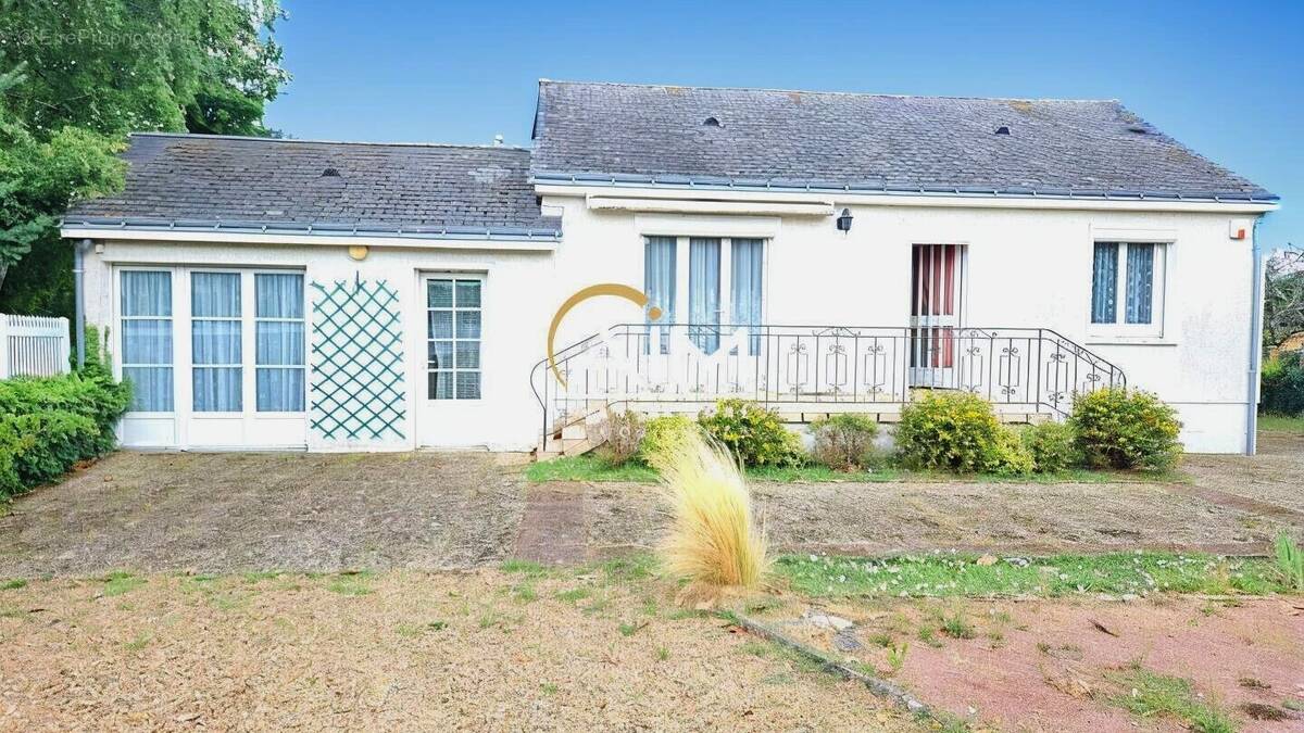 Maison à MONTLOUIS-SUR-LOIRE