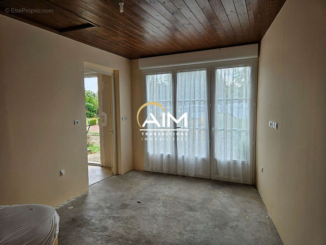 Maison à MONTLOUIS-SUR-LOIRE