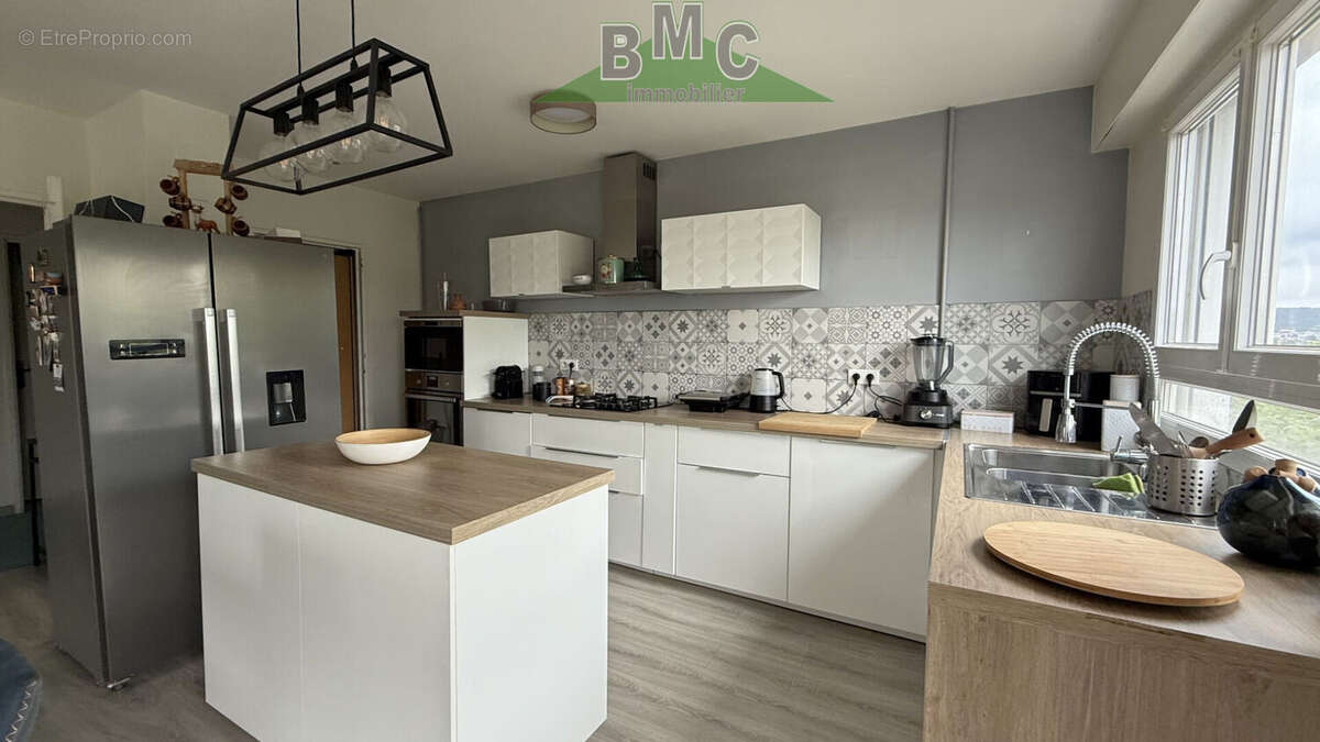 Appartement à LE PLESSIS-BOUCHARD