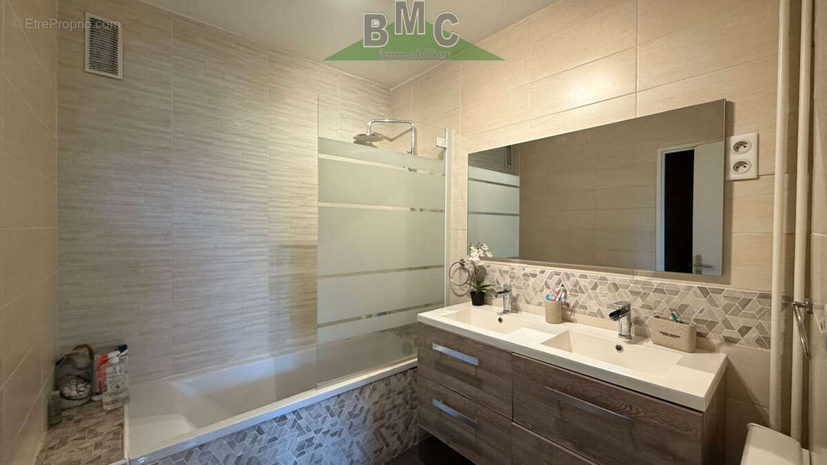 Appartement à LE PLESSIS-BOUCHARD