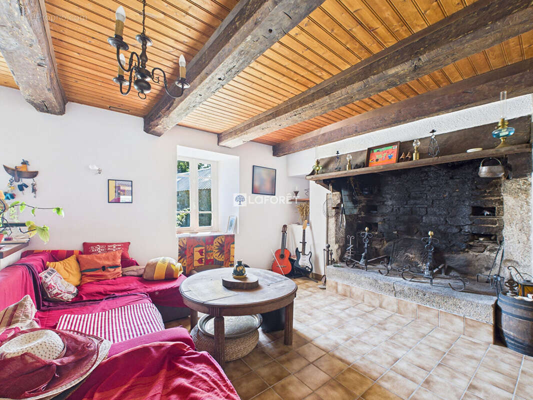 Maison à PLONEVEZ-DU-FAOU