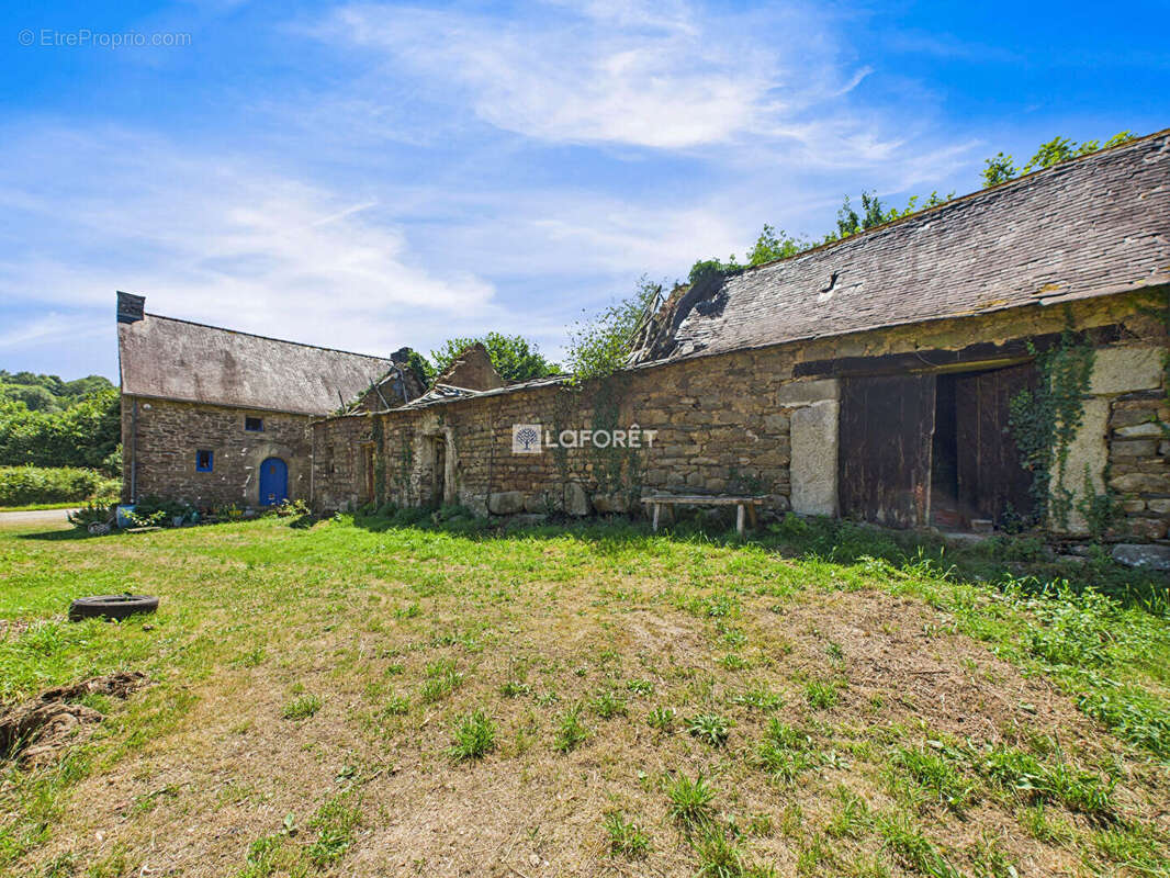 Maison à PLONEVEZ-DU-FAOU