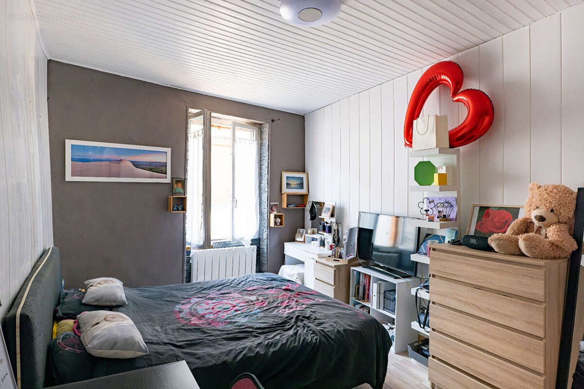 Maison à SAINT-AMANT-TALLENDE