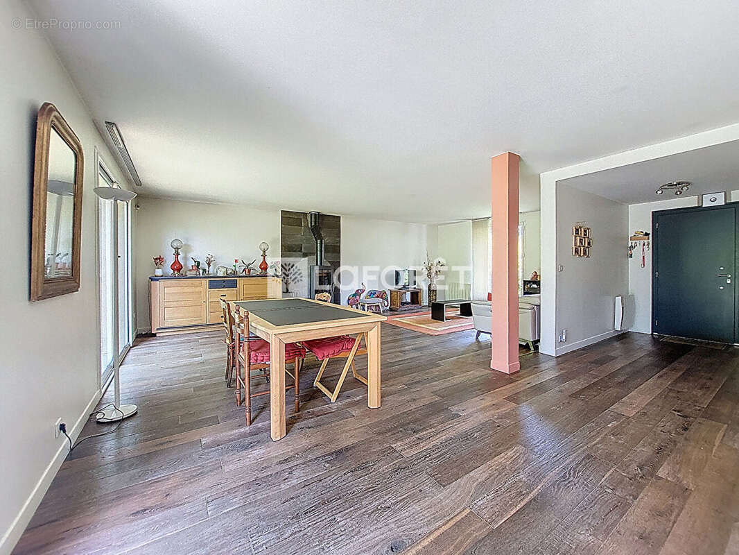 Maison à VERNEUIL-SUR-SEINE