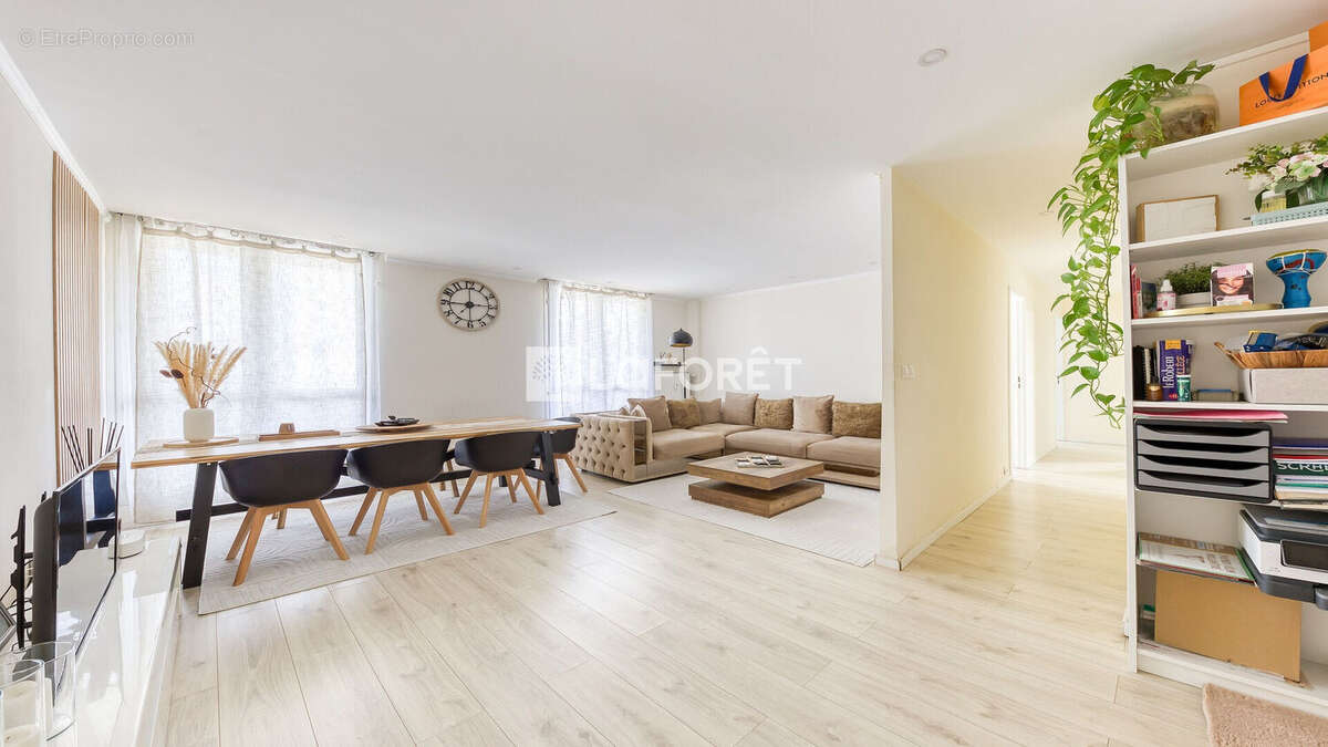 Appartement à ROISSY-EN-BRIE