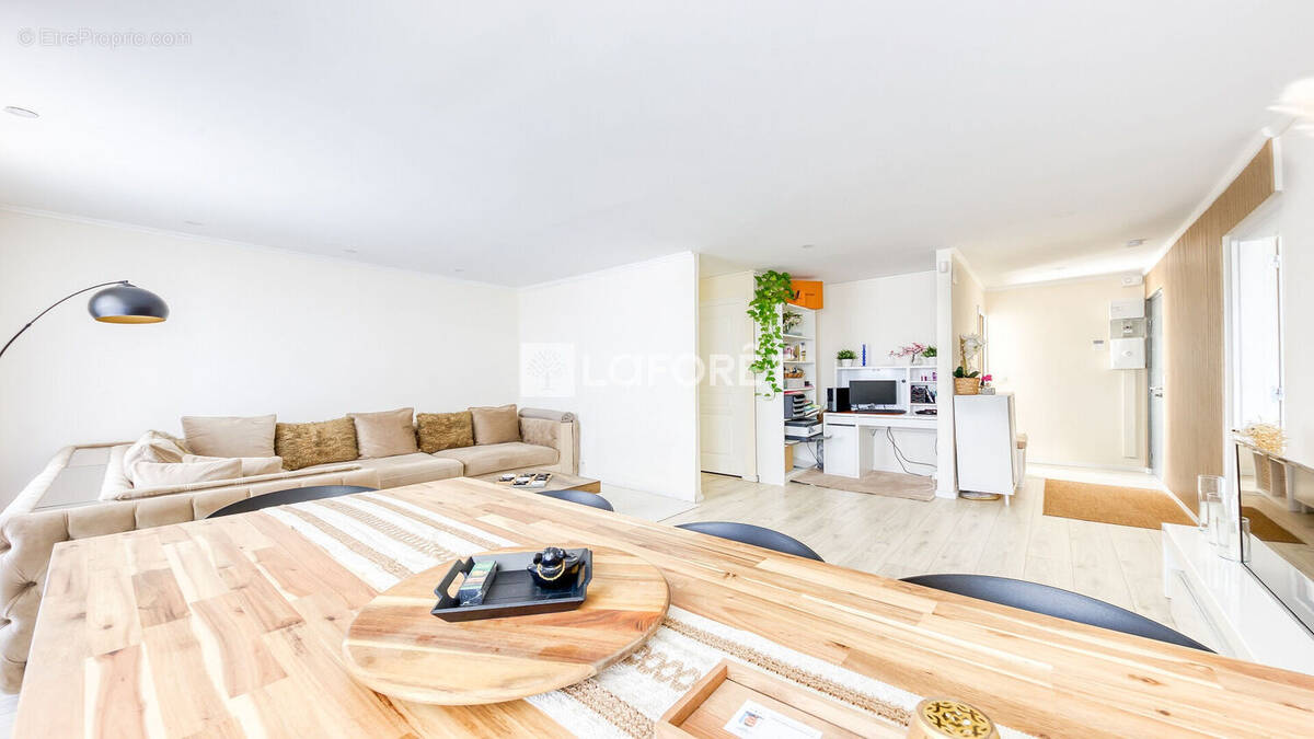 Appartement à ROISSY-EN-BRIE