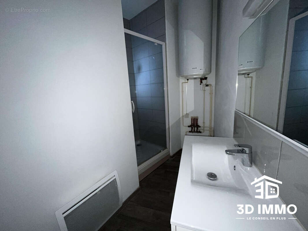 Appartement à AVESNES-SUR-HELPE