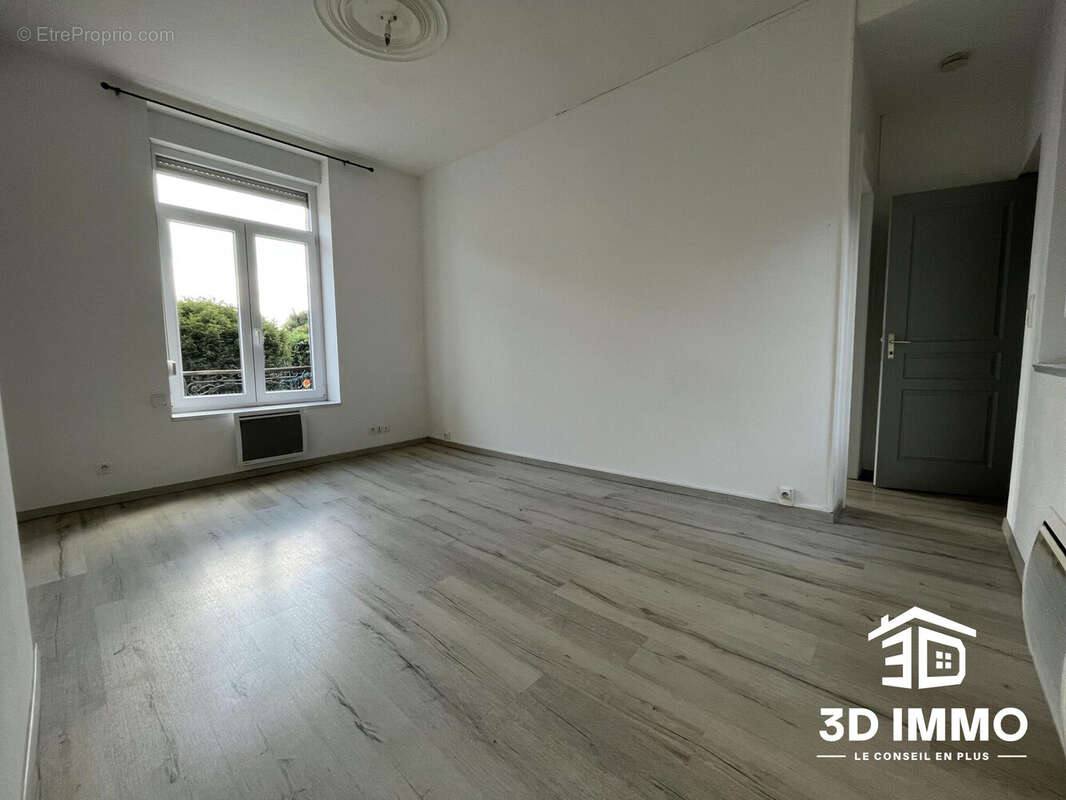 Appartement à AVESNES-SUR-HELPE