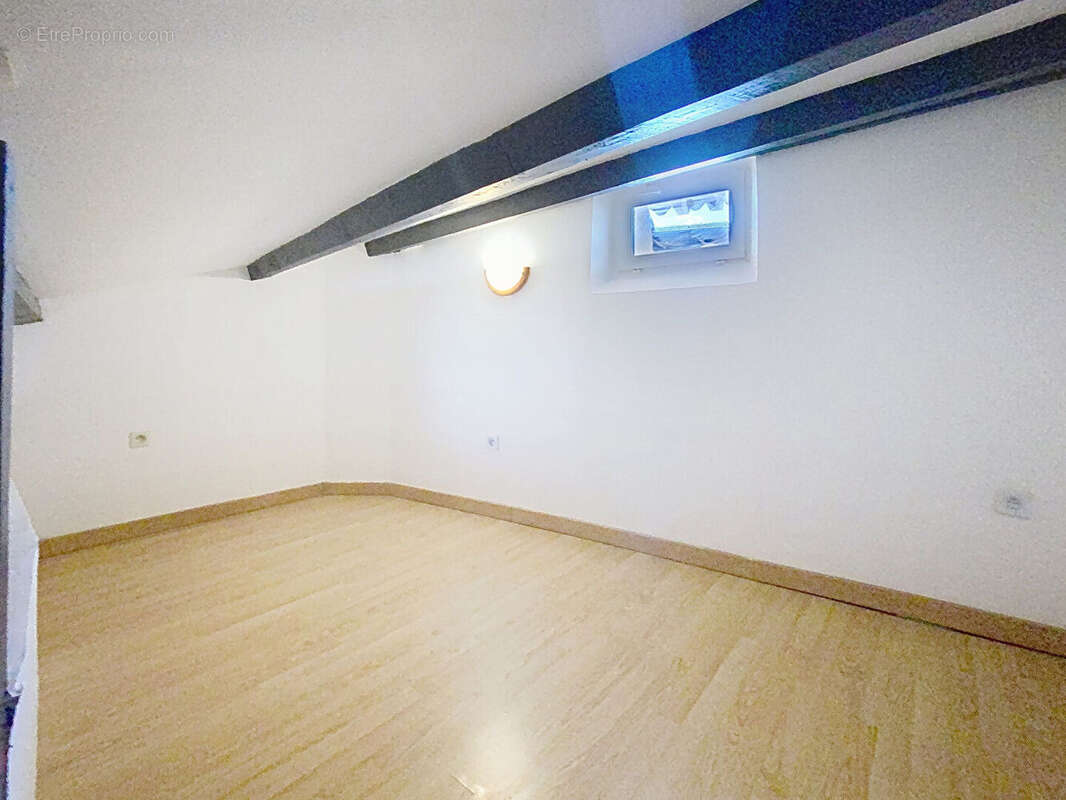 Appartement à MALAUCENE