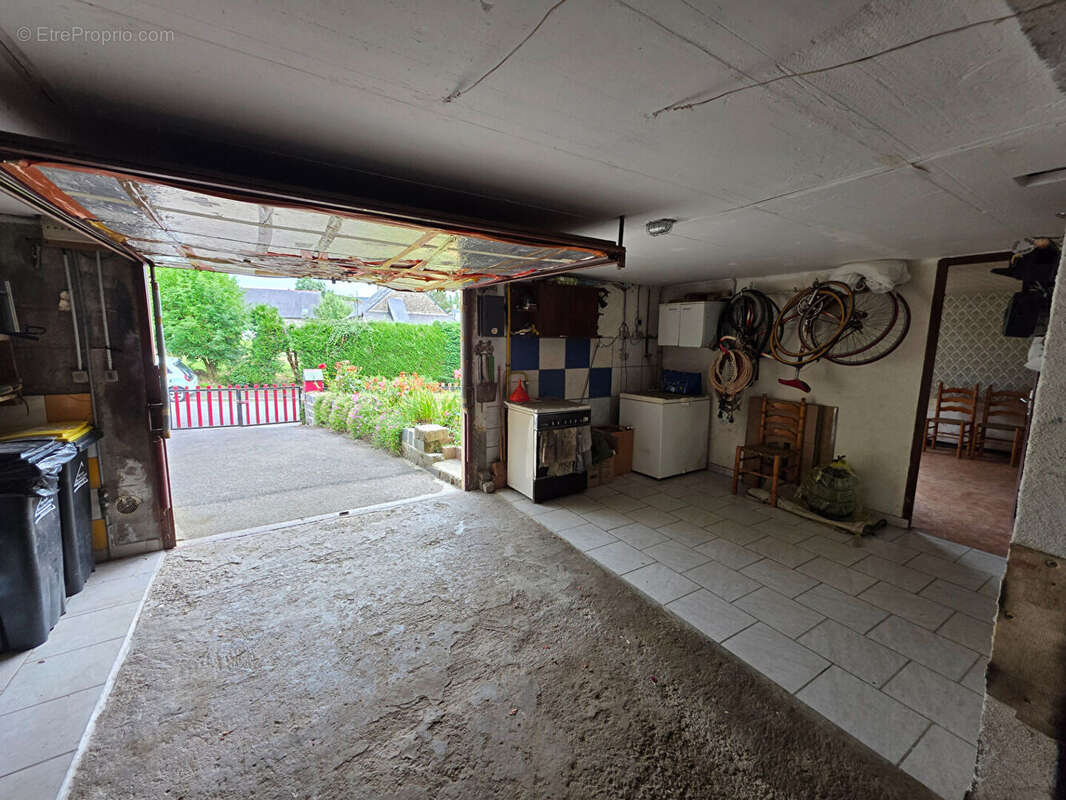 Maison à BAGUER-MORVAN