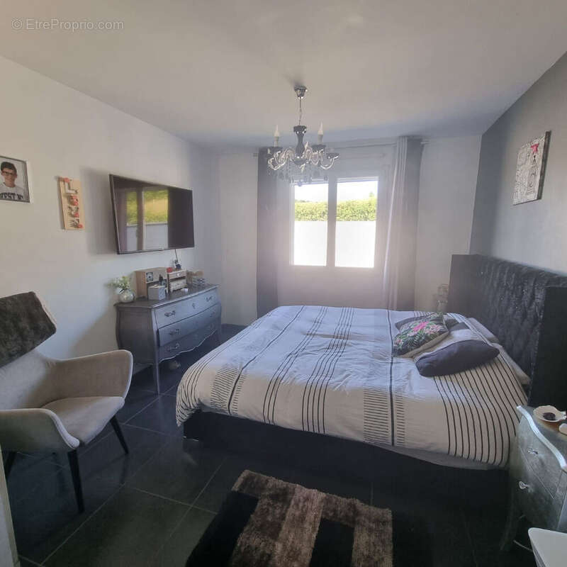 Maison à VENDENESSE-SUR-ARROUX