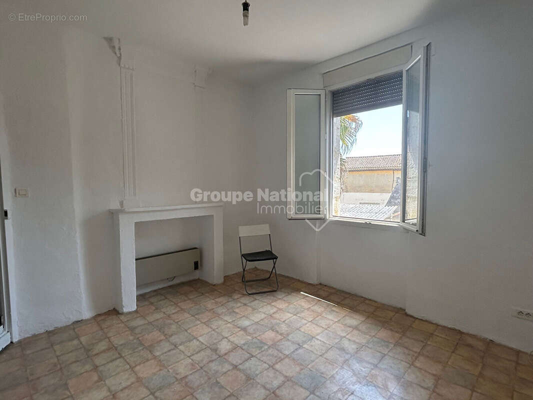 Maison à COURTHEZON