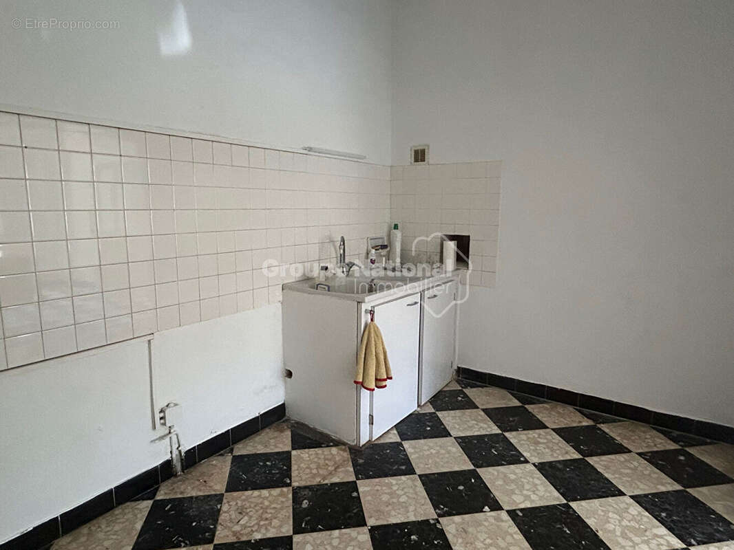 Maison à COURTHEZON