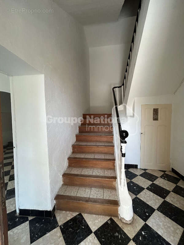 Maison à COURTHEZON