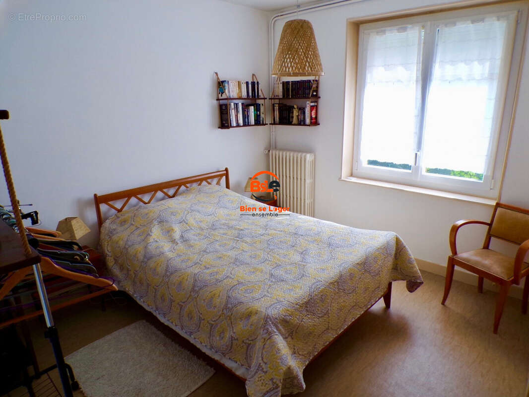 MAISON 4 CHAMBRES JARDIN DURTOL BSLE - Maison à DURTOL