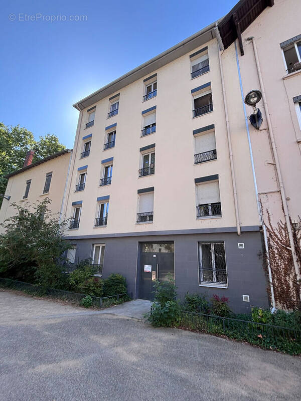 Appartement à LYON-9E
