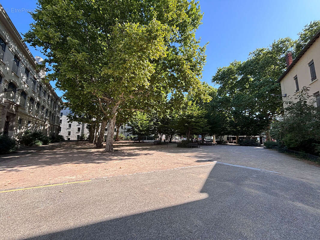 Appartement à LYON-9E