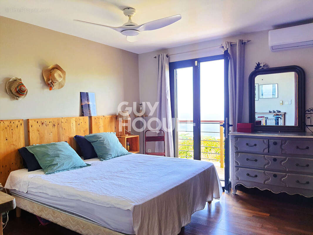 Maison à LES AVIRONS