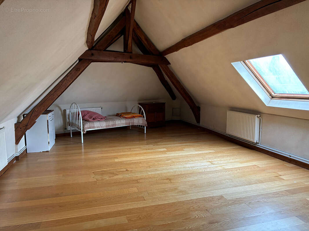 Appartement à ARTANNES-SUR-INDRE