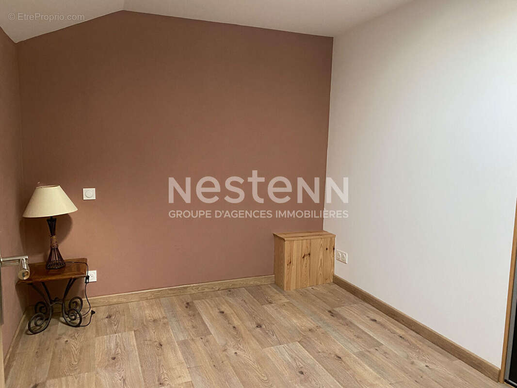 Maison à SAINT-SAUD-LACOUSSIERE