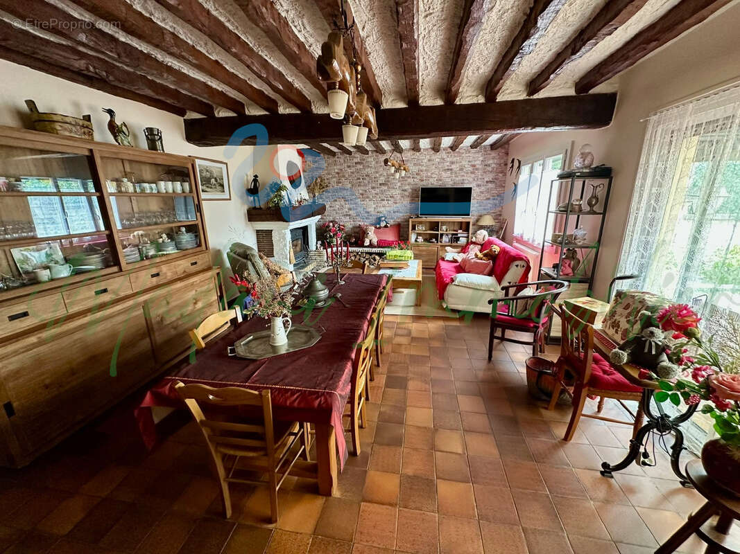 Maison à BONNIERES-SUR-SEINE