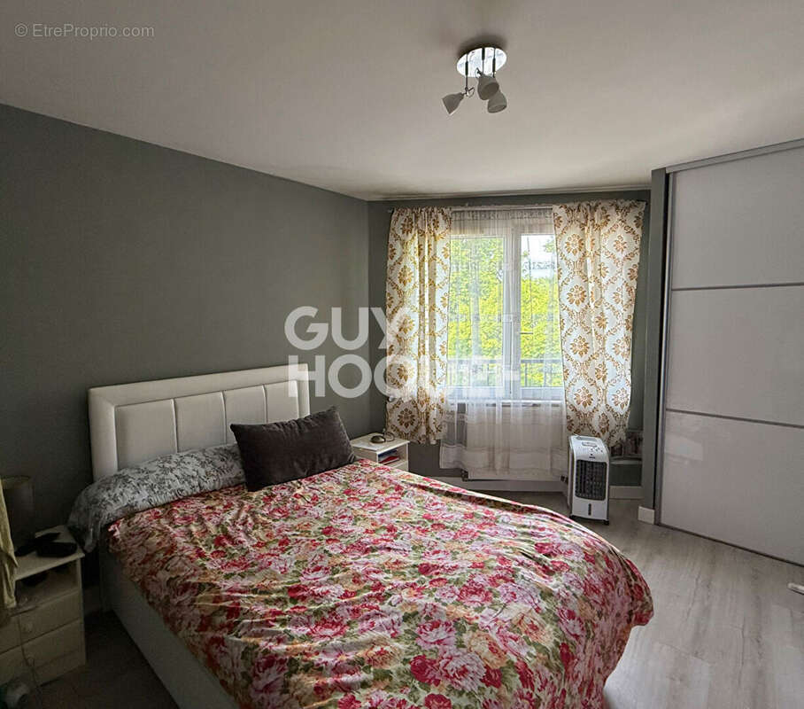 Appartement à LIVRY-GARGAN