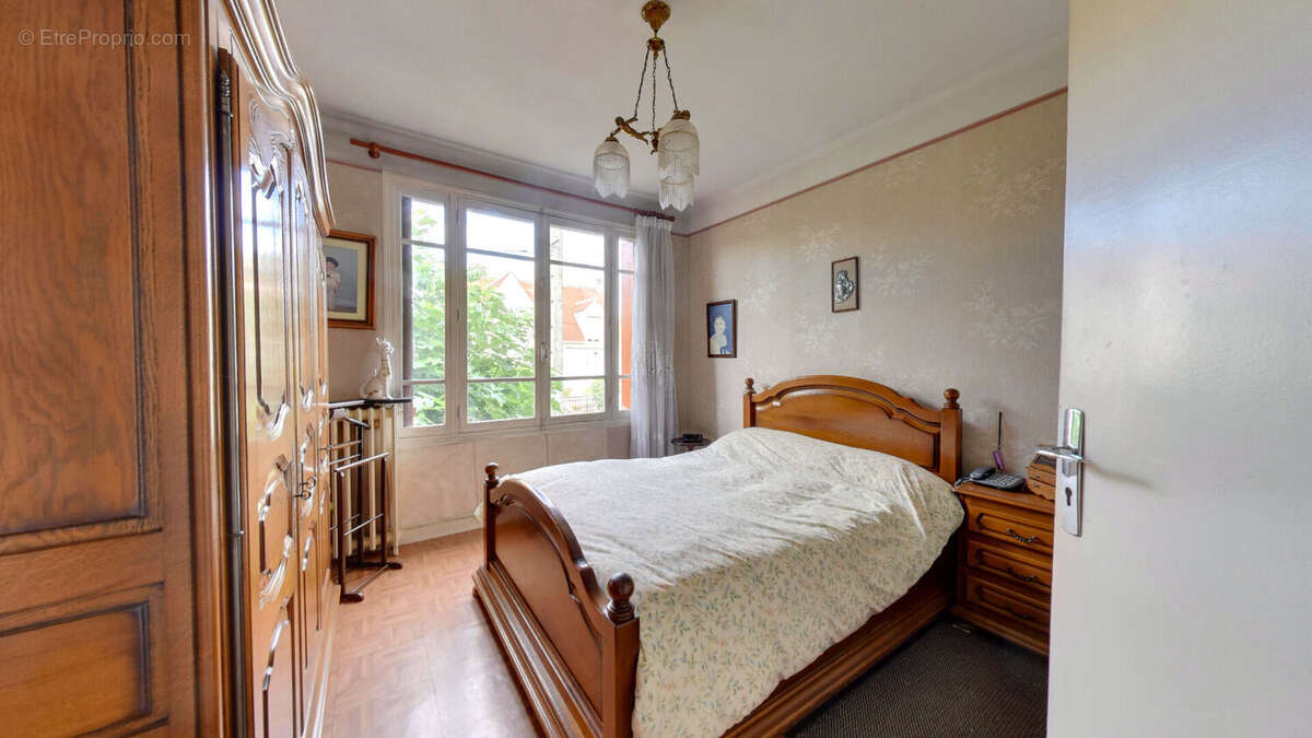 Maison à ROISSY-EN-BRIE