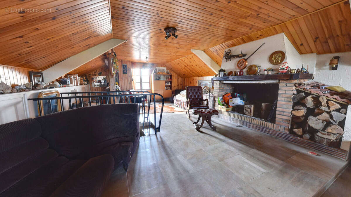 Maison à ROISSY-EN-BRIE