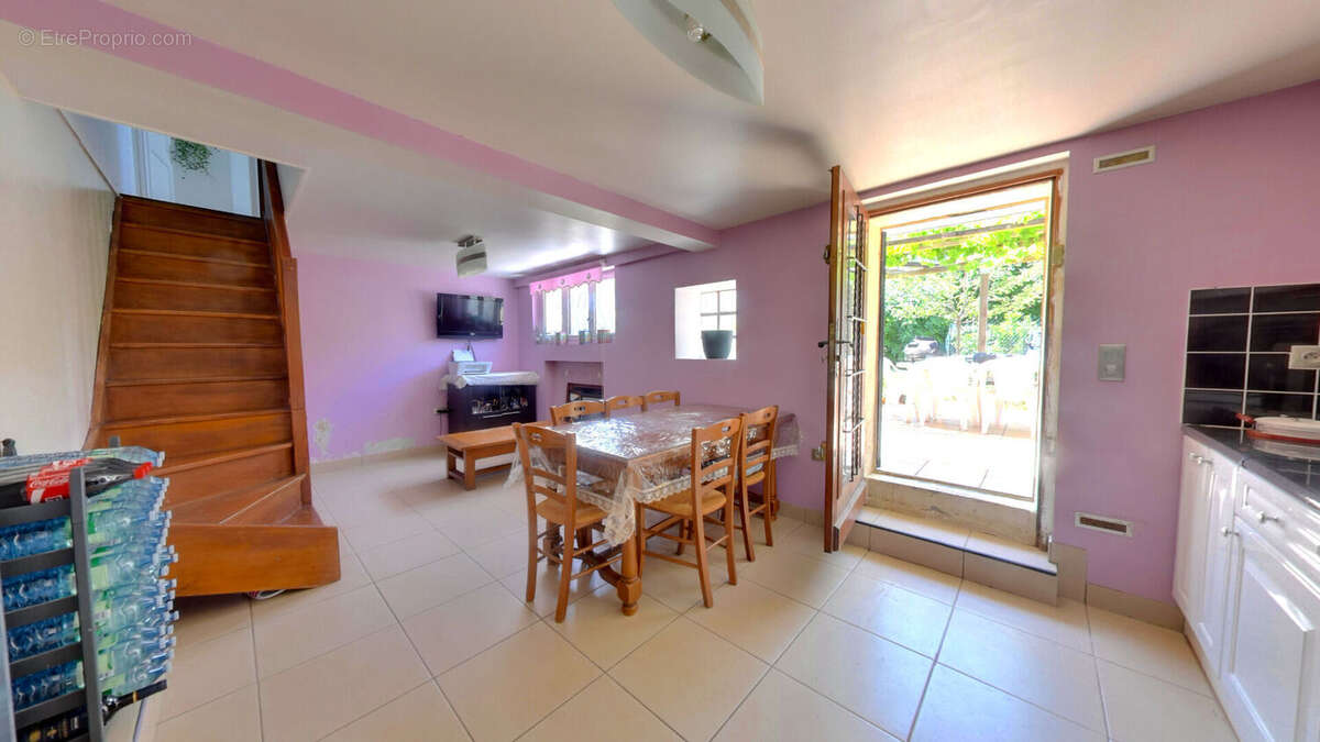 Maison à ROISSY-EN-BRIE