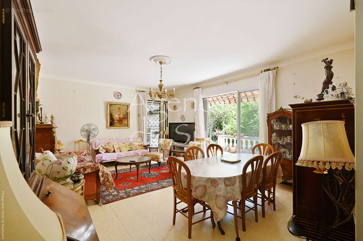 Maison à CARNOUX-EN-PROVENCE