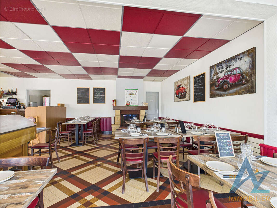 Commerce à MERVILLE-FRANCEVILLE-PLAGE