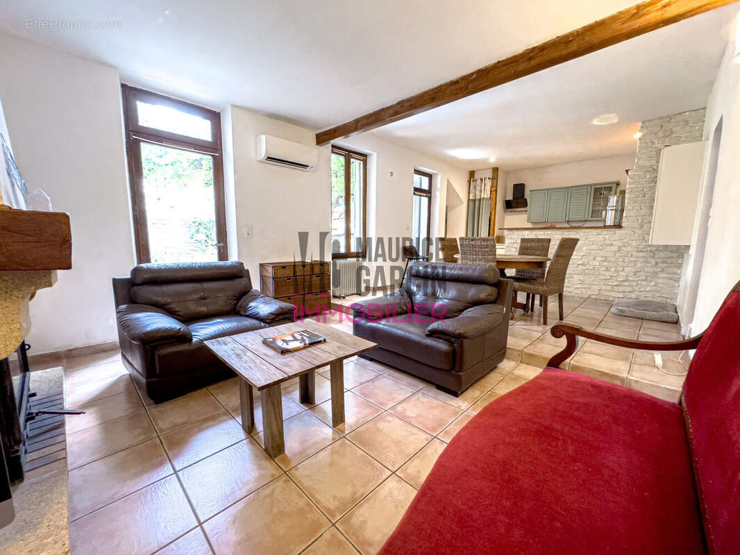 A vendre, à acheter, Maison, appartement 13160 Chateaurenard - Maison à CHATEAURENARD