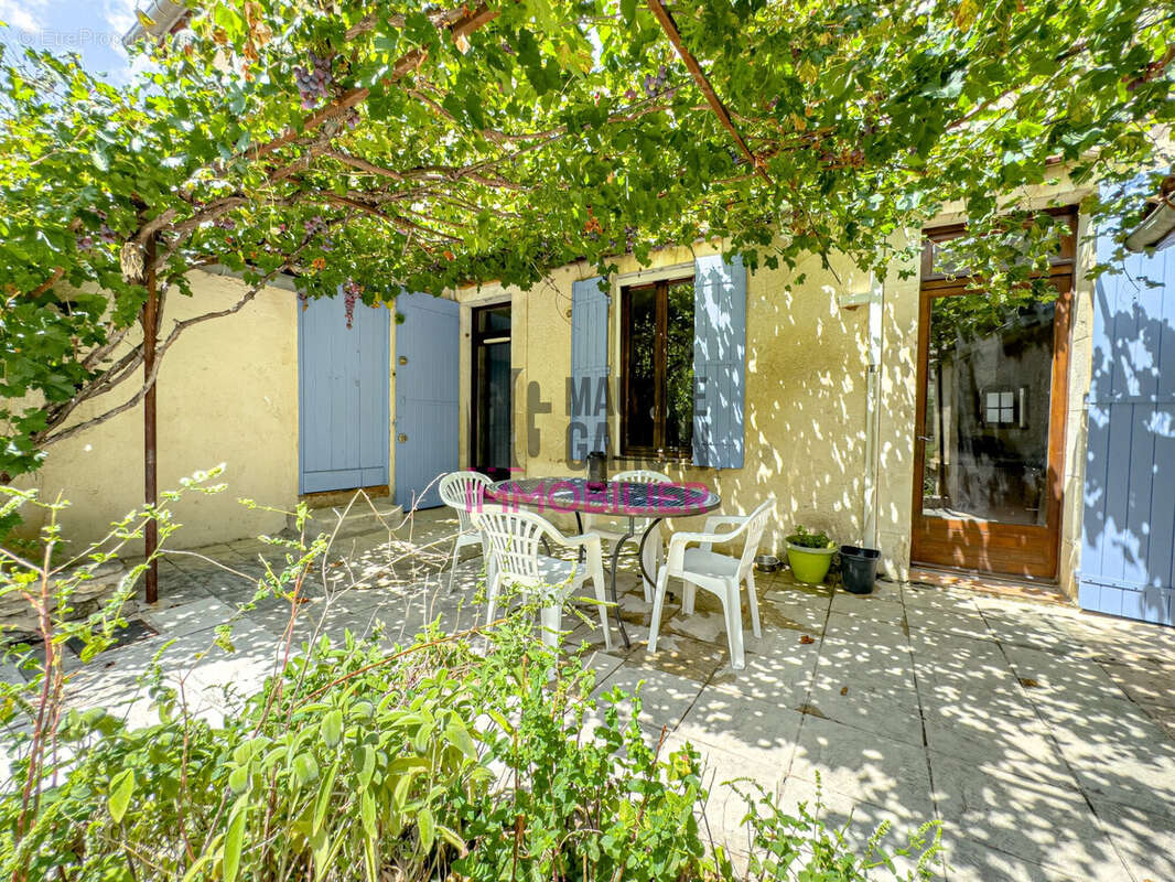 A vendre, à acheter, Maison, appartement 13160 Chateaurenard - Maison à CHATEAURENARD