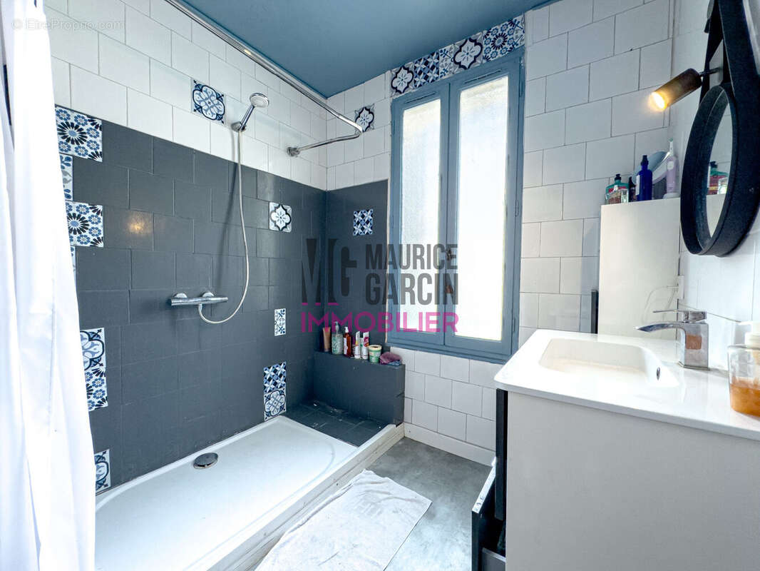 A vendre, à acheter, Maison, appartement 13160 Chateaurenard - Maison à CHATEAURENARD