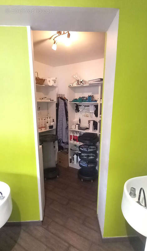 Commerce à CHAMPIGNE