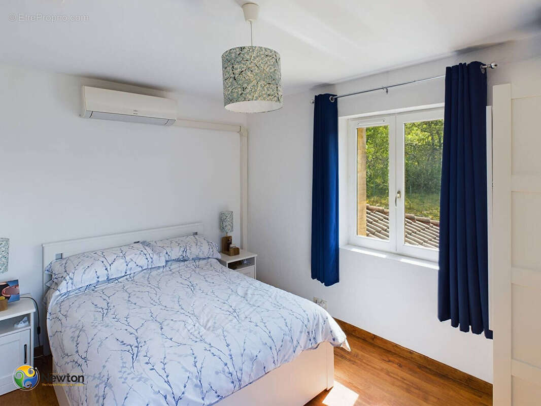 Maison à CASTELFRANC