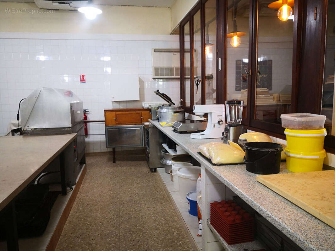 Commerce à SAINT-RAPHAEL