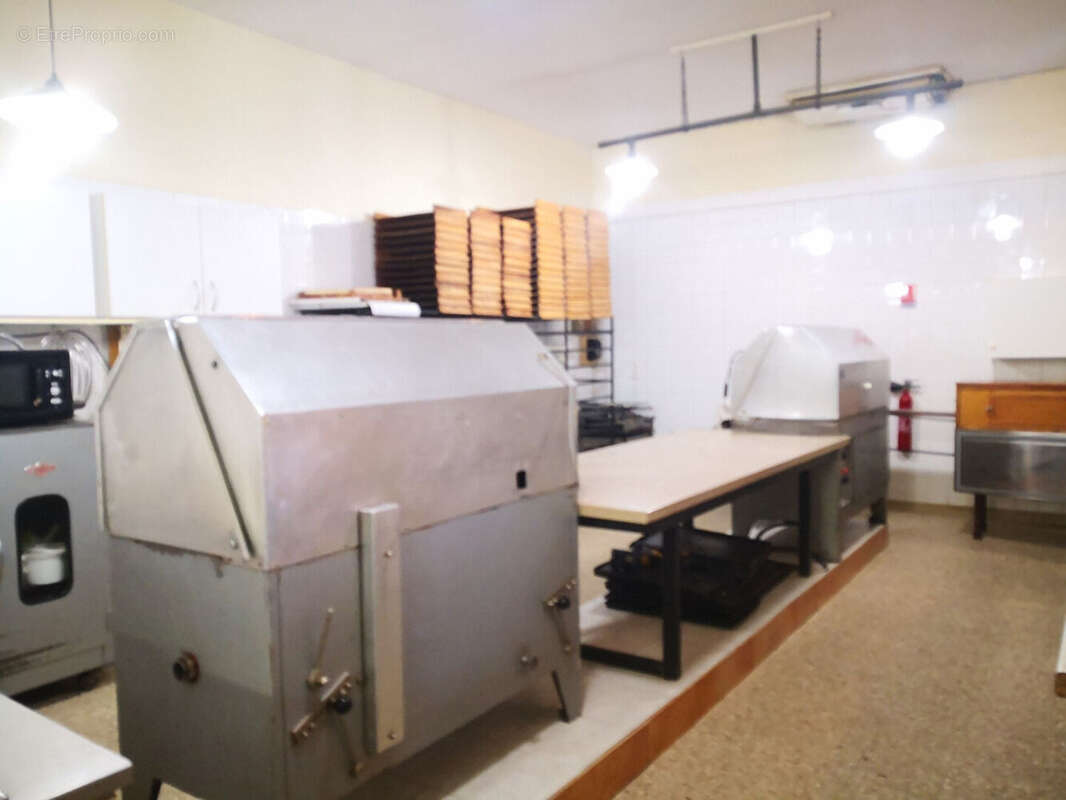 Commerce à SAINT-RAPHAEL