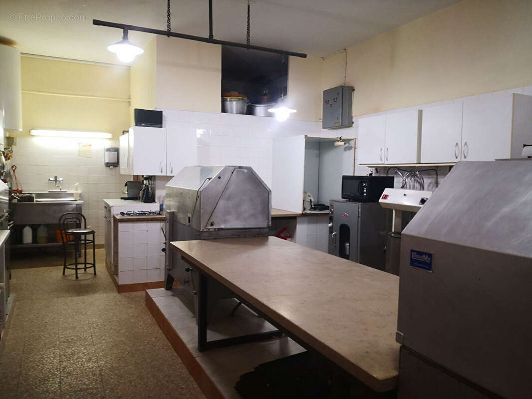 Commerce à SAINT-RAPHAEL